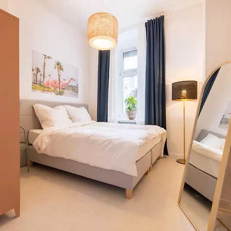 Great 2-room * Berlín